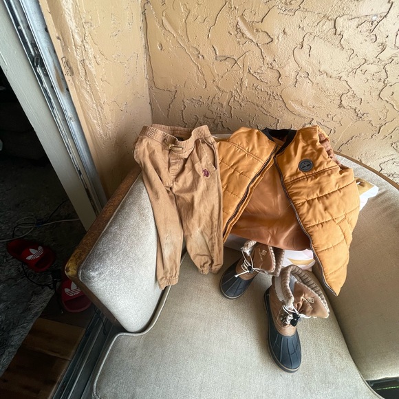 Outfit - Picture 4 of 6